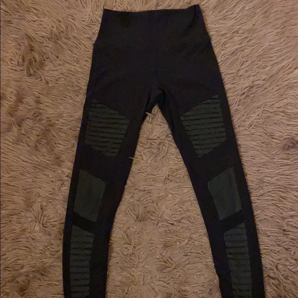 Alo Moto Legging